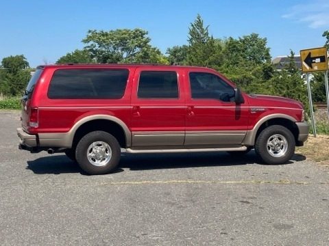 Toreador Red Metallic Ford Excursion Limited 4x4.  Click to enlarge.