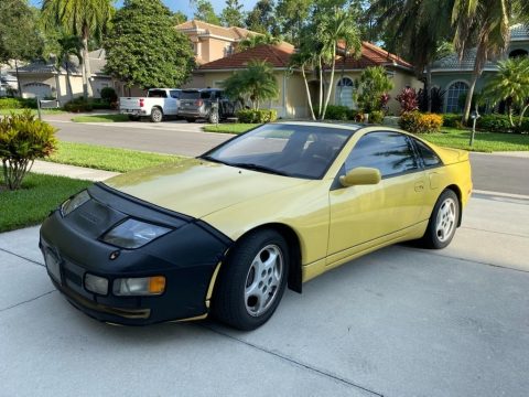 Yellow Pearl Nissan 300ZX Turbo.  Click to enlarge.