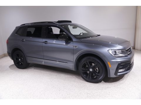 Platinum Gray Metallic Volkswagen Tiguan SEL R-Line 4MOTION. Click to enlarge. Platinum Gray Metallic Volkswagen Tiguan SEL R-Line 4MOTION. Click to enlarge.