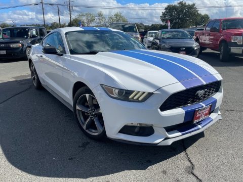 Oxford White Ford Mustang V6 Coupe.  Click to enlarge.