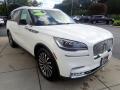 Front 3/4 View of 2020 Lincoln Aviator Reserve AWD #8