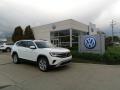 2022 Volkswagen Atlas SE Technology 4Motion Pure White