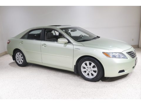 Jasper Green Pearl Toyota Camry Hybrid.  Click to enlarge.