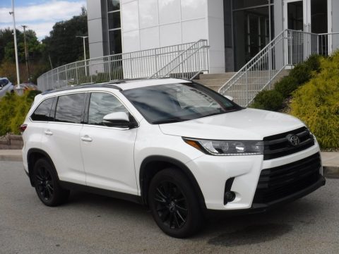 Blizzard Pearl White Toyota Highlander SE AWD.  Click to enlarge.