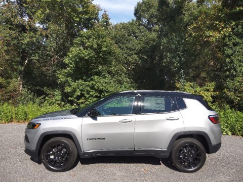Billet Silver Metallic Jeep Compass Altitude 4x4.  Click to enlarge.