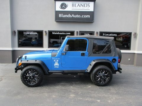 Patriot Blue Pearl Jeep Wrangler X 4x4.  Click to enlarge.