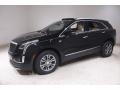Front 3/4 View of 2021 Cadillac XT5 Premium Luxury AWD #3
