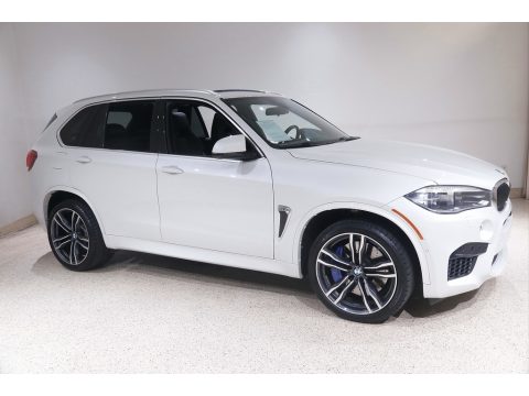 Mineral White Metallic BMW X5 M xDrive.  Click to enlarge.