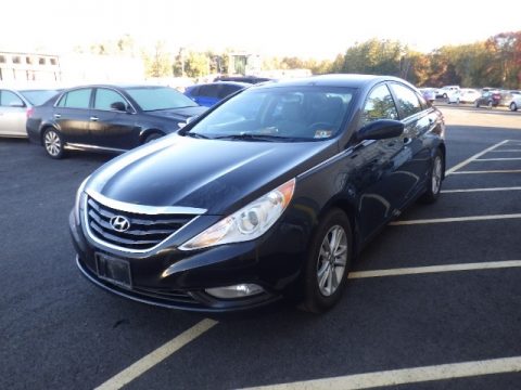 Midnight Black Hyundai Sonata GLS.  Click to enlarge.