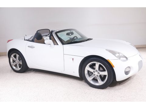 Pure White Pontiac Solstice Roadster.  Click to enlarge.