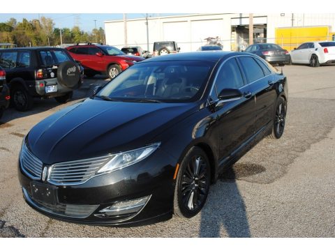 Tuxedo Black Lincoln MKZ FWD.  Click to enlarge.