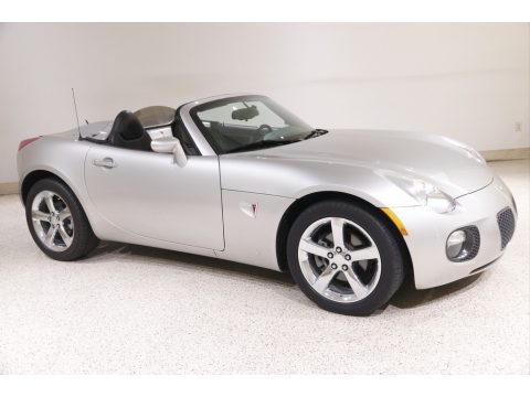 Cool Silver Pontiac Solstice GXP Roadster.  Click to enlarge.