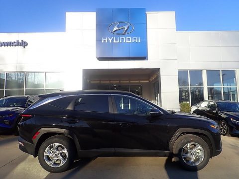 Phantom Black Hyundai Tucson SEL AWD.  Click to enlarge.