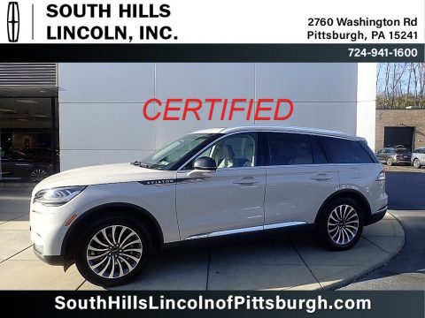 Ceramic Pearl Lincoln Aviator Reserve AWD.  Click to enlarge.