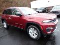 Front 3/4 View of 2023 Jeep Grand Cherokee Limited 4x4 #8