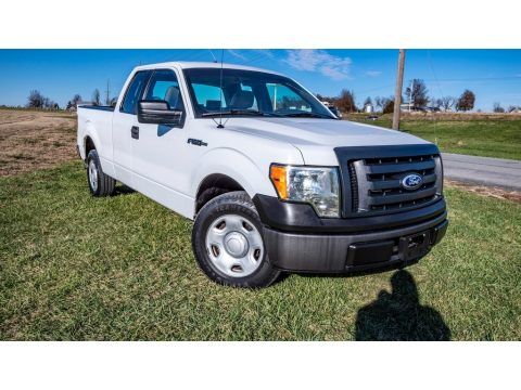 Oxford White Ford F150 STX SuperCab.  Click to enlarge.