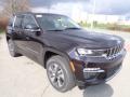 Front 3/4 View of 2022 Jeep Grand Cherokee 4XE Hybrid #7