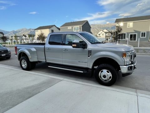 Iconic Silver Ford F350 Super Duty Lariat Crew Cab 4x4.  Click to enlarge.