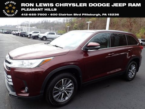 Salsa Red Pearl Toyota Highlander XLE AWD.  Click to enlarge.