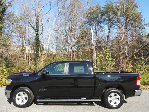 Diamond Black Crystal Pearl Ram 1500 Big Horn Crew Cab.  Click to enlarge.