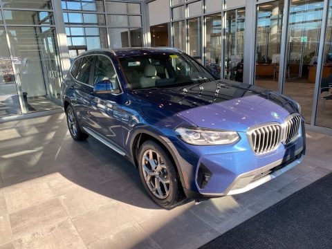 Phytonic Blue BMW X3 xDrive30i.  Click to enlarge.