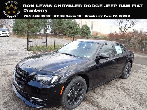 Gloss Black Chrysler 300 Touring L AWD.  Click to enlarge.
