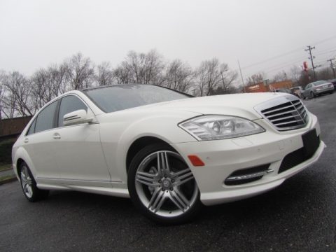 Diamond White Metallic Mercedes-Benz S 550 4Matic Sedan.  Click to enlarge.