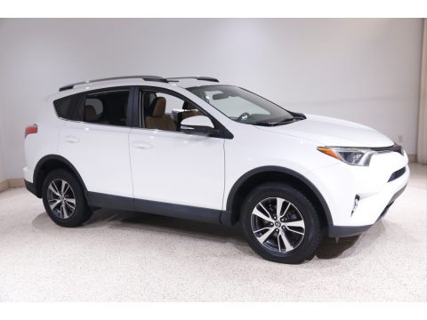 Super White Toyota RAV4 XLE.  Click to enlarge.