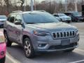 Front 3/4 View of 2020 Jeep Cherokee Limited 4x4 #3