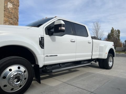 Oxford White Ford F450 Super Duty Lariat Crew Cab 4x4.  Click to enlarge.