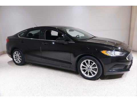 Shadow Black Ford Fusion SE.  Click to enlarge.