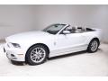Front 3/4 View of 2014 Ford Mustang V6 Premium Convertible #4