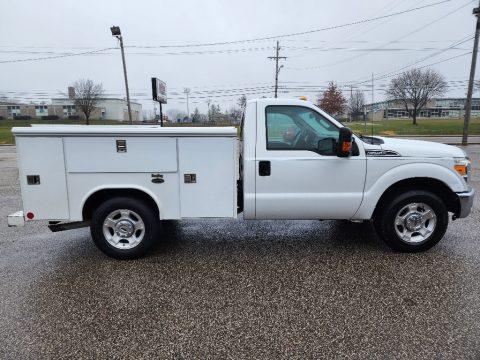 Oxford White Ford F250 Super Duty XLT Regular Cab Utility Truck.  Click to enlarge.