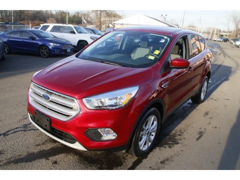 Ruby Red Ford Escape SE 4WD.  Click to enlarge.