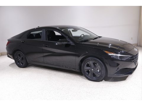 Phantom Black Hyundai Elantra SEL.  Click to enlarge.