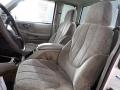 Front Seat of 2001 GMC Sonoma SLS Extended Cab 4x4 #10