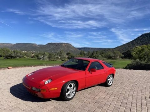Guards Red Porsche 928 S4.  Click to enlarge.