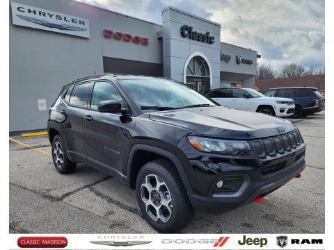Diamond Black Crystal Pearl Jeep Compass Trailhawk 4x4.  Click to enlarge.