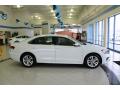  2020 Volkswagen Passat Pure White #4