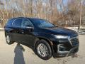 Front 3/4 View of 2023 Chevrolet Traverse LT AWD #4 Front 3/4 View of 2023 Chevrolet Traverse LT AWD #4