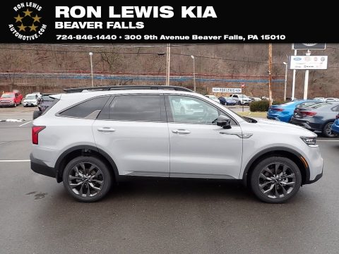 Wolf Gray Kia Sorento X-Line SX Prestige AWD.  Click to enlarge.