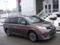 Front 3/4 View of 2020 Toyota Sienna XLE AWD #1