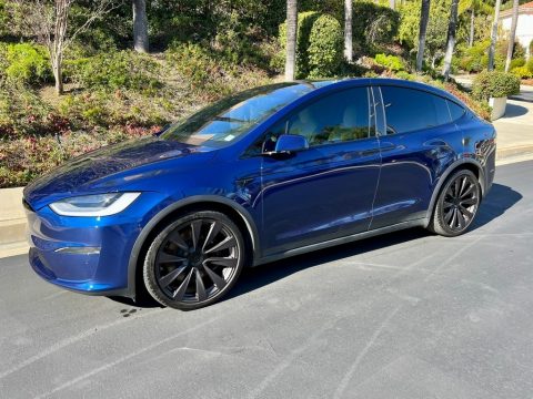 Deep Blue Metallic Tesla Model X AWD.  Click to enlarge.