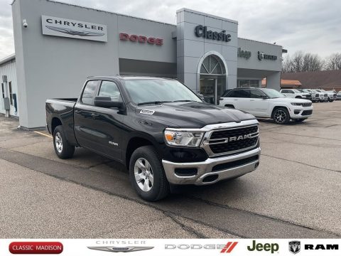 Diamond Black Crystal Pearl Ram 1500 Big Horn Quad Cab 4x4.  Click to enlarge.