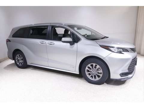 Celestial Silver Metallic Toyota Sienna LE Hybrid.  Click to enlarge.