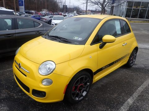 Giallo Moderna Perla (Yellow) Fiat 500 Sport.  Click to enlarge.