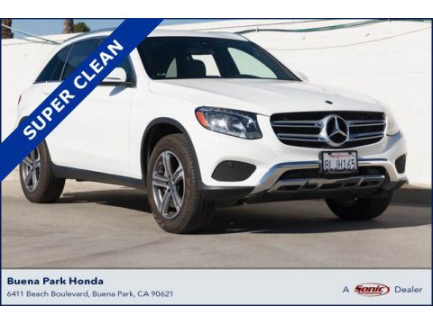 Polar White Mercedes-Benz GLC 300. Click to enlarge. Polar White Mercedes-Benz GLC 300. Click to enlarge.