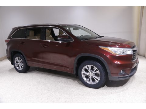 Ooh La La Rouge Mica Toyota Highlander XLE AWD.  Click to enlarge.