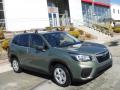 Front 3/4 View of 2019 Subaru Forester 2.5i #1