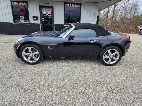 Mysterious Black Pontiac Solstice GXP Roadster.  Click to enlarge.